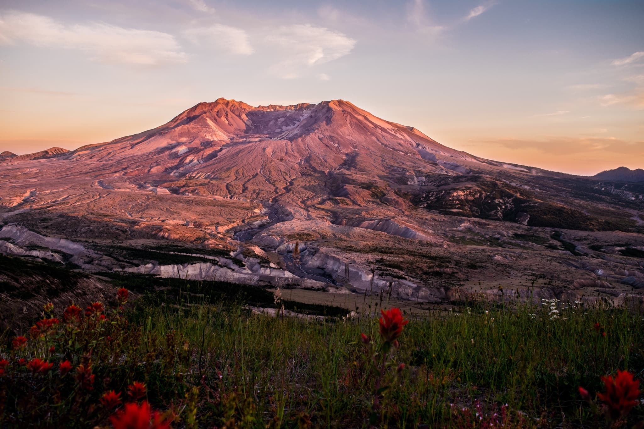 Milky way above Mt. St. Helens